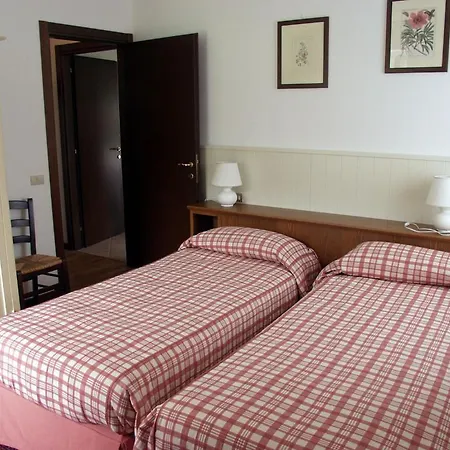 Ca Vettor Bed & Breakfast Affi