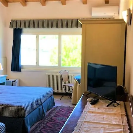 Ca Vettor Bed & Breakfast 3*