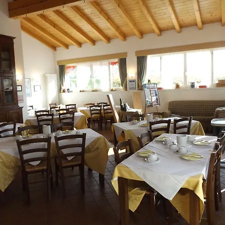 Ca Vettor Panzió Affi