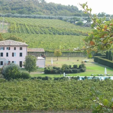 فندق مبيت وإفطار Ca Vettor آفي